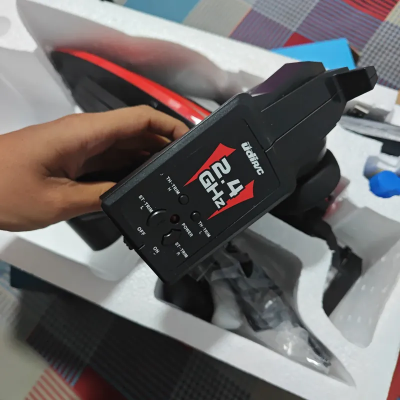 Tàu điều khiển từ xa UDI017 601544