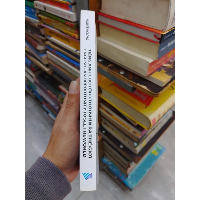 SÁCH TIẾNG ANH CHO TÔI CƠ HỘI NHÌN RA THẾ GIỚI (B1) 706047