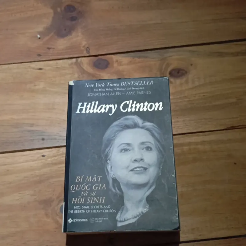 Hillary Clinton - Bí mật quốc gia và sự hồi sinh 588871