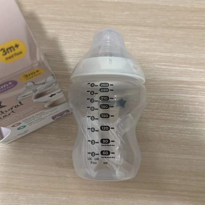Bình Sữa PPSU Tommee Tippee Natural Start 260ml, Núm Ty Đi Kèm 3-6 Tháng 994677