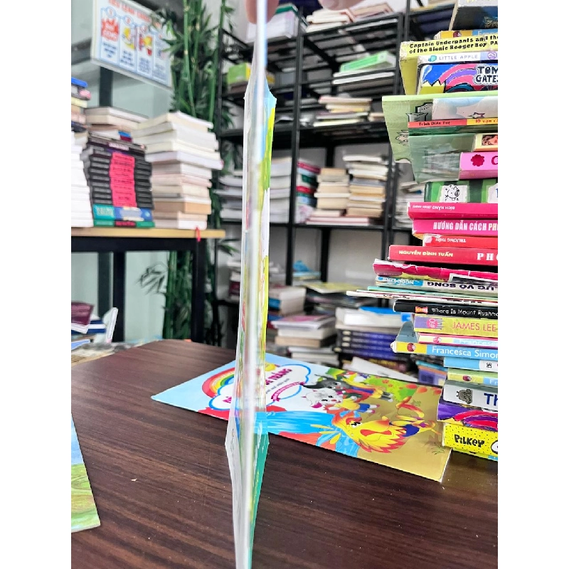 Captain Underpants and the of the Bionic Booger Boy Part - Dav Pilkey 973570