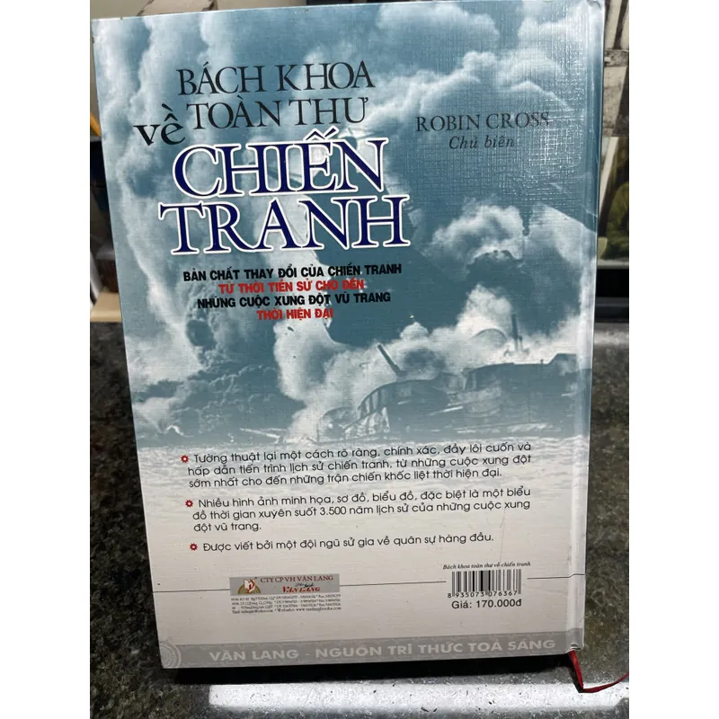 Bách khoa toàn thư về chiến tranh Robin Cross 707539