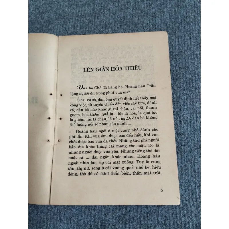 BÀ CHÚA KHO - NGÔ VĂN PHÚ 701880