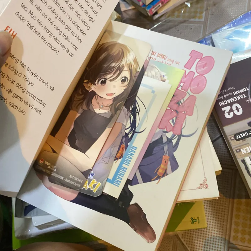 tập 2 của loạt light novel Nhân vật hạ cấp Tomozaki 1034501