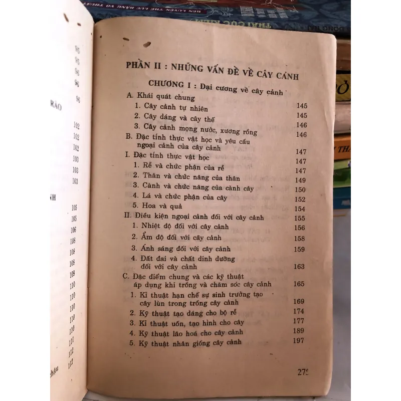 Trồng hoa cây cảnh trong gia đình - Nguyễn Huy Trí - Đoàn Văn Lư 1001807