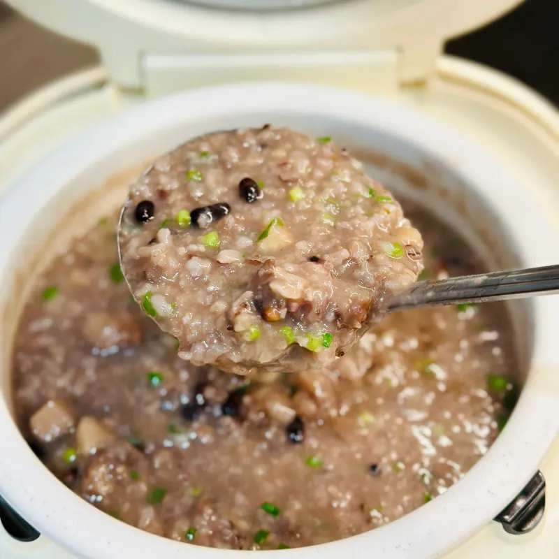 Nồi cơm điện UNIE URC815 745697