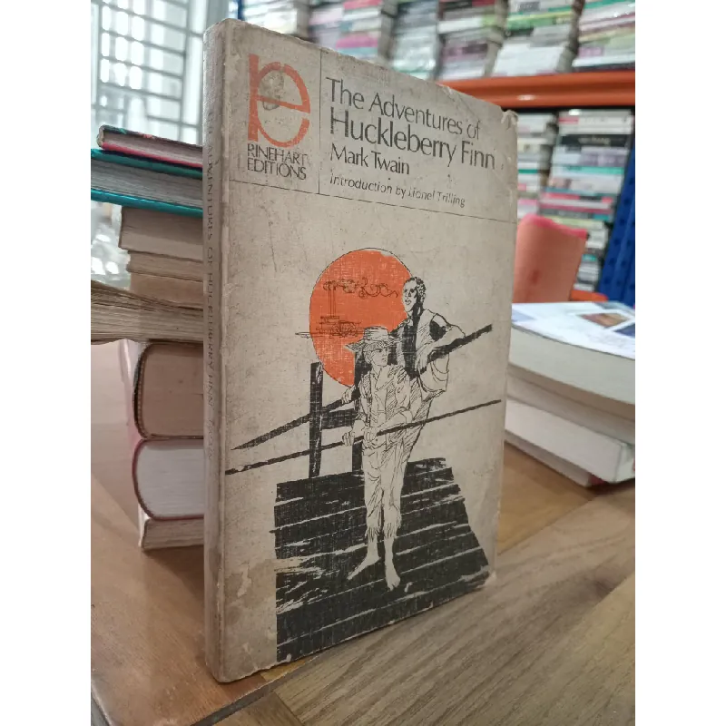 The Adventures of Huckleberry Finn - Rinehart Editions 126099