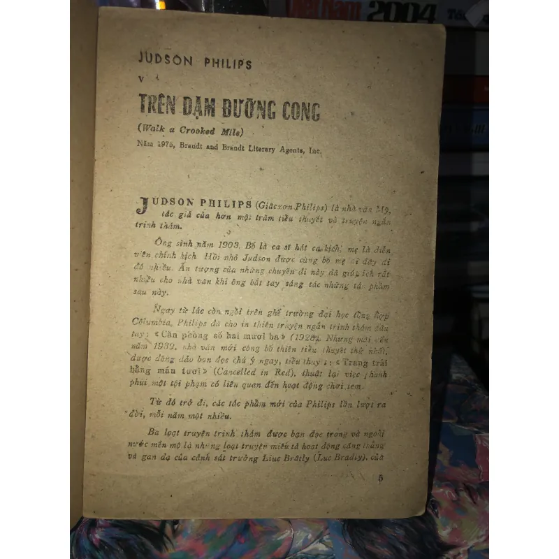 Trên dặm đường cong - Judson Philips 961266