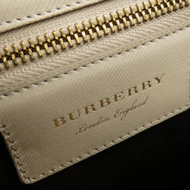 【Khuyến mãi】Túi BURBERRY 659053