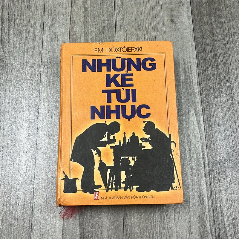 Những kẻ tủi nhục. 2b4 527799