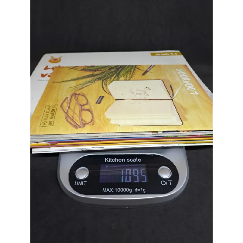 [Sách Cũ SCGR] Combo truyện tranh hỗn hợp 11 cuốn 1095g mới 80% HCM2406 684107