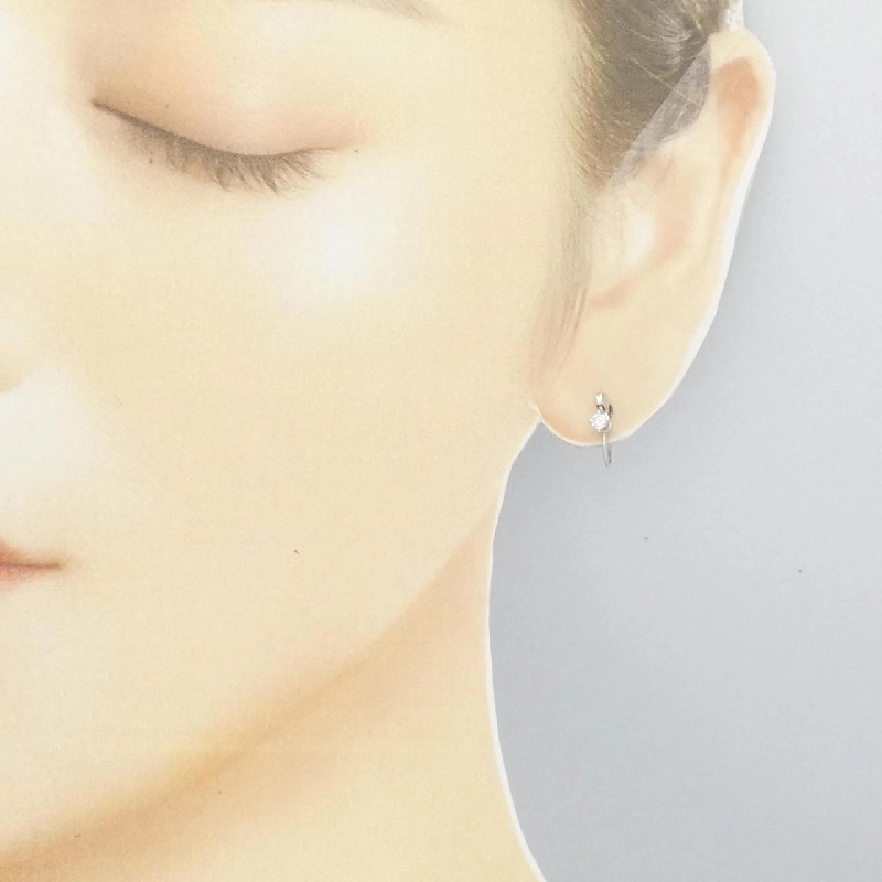 K18WG Bông tai kim cương 0.125CT - Hàng hiệu Chính hãng 870794