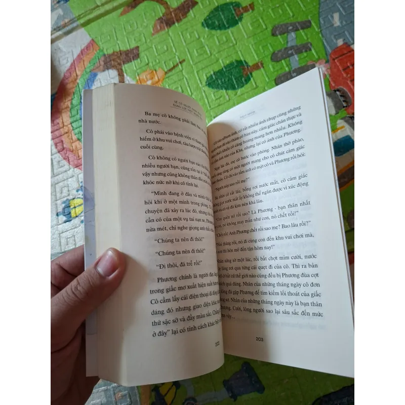 Sẽ Có Người Hạnh Phúc Đúng Lúc Một Người Đau 1000071