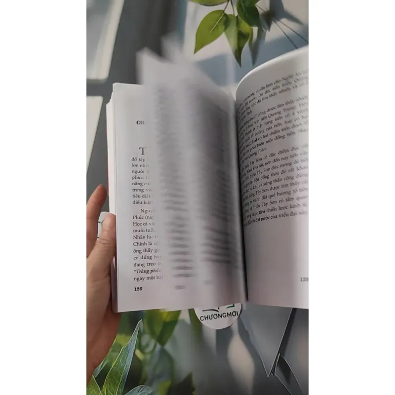 Xứ Nghệ Với Hoàng Đế Quang Trung - Thư viện Tỉnh Nghệ An & Câu lạc bộ Hán Nôm 970238