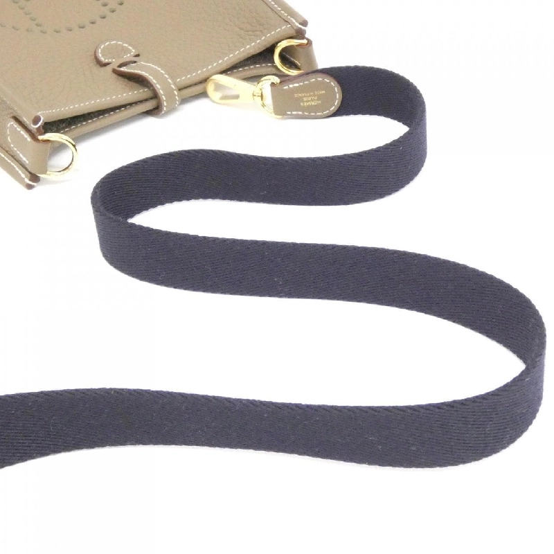 【Sản phẩm chưa sử dụng】Hermès Évelyne Amazon 16cm 069426CC Túi đeo vai 613079