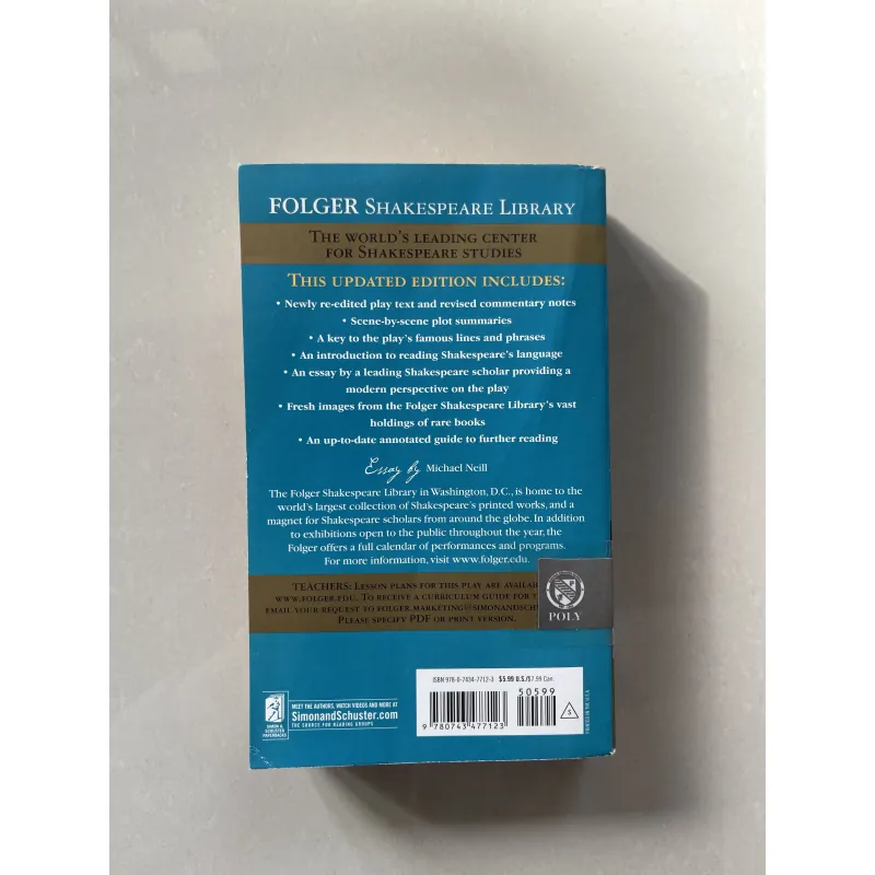 Hamlet by William Shakespeare  753817