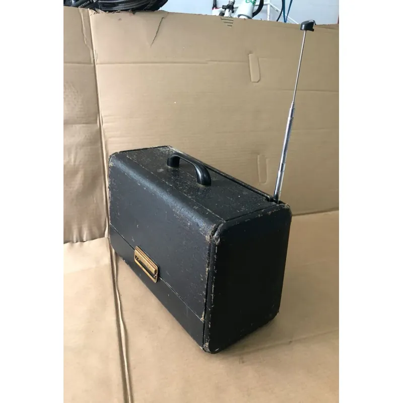 Đài xưa ZENITH năm sản xuất 1947  m1 960927