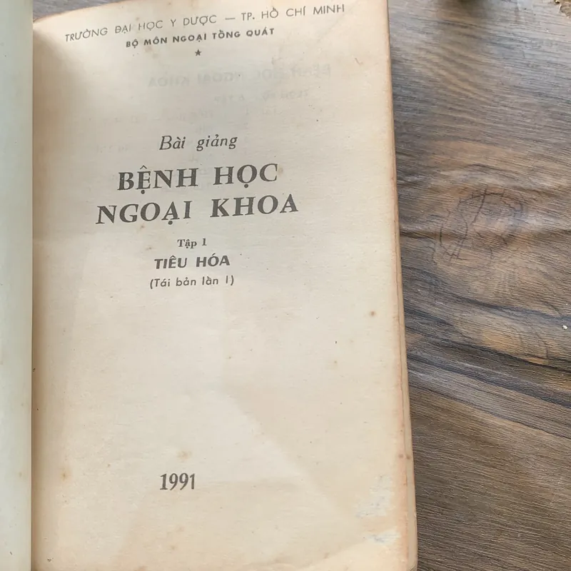 Bài giảng Bệnh học Ngoại khoa tập 1, lưu hành nội bộ, in năm 1991, 457 trang 717416