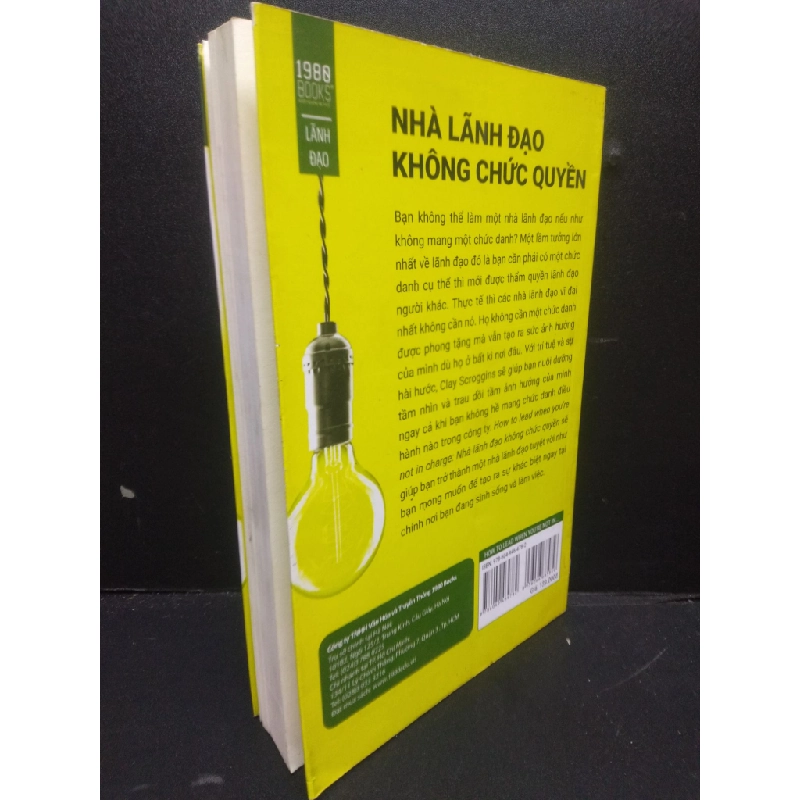 Nhà Lãnh Đạo Không Chức Quyền mới 80% ố nhẹ 2018 HCM2405 Clay Scroggins SÁCH KỸ NĂNG 147722