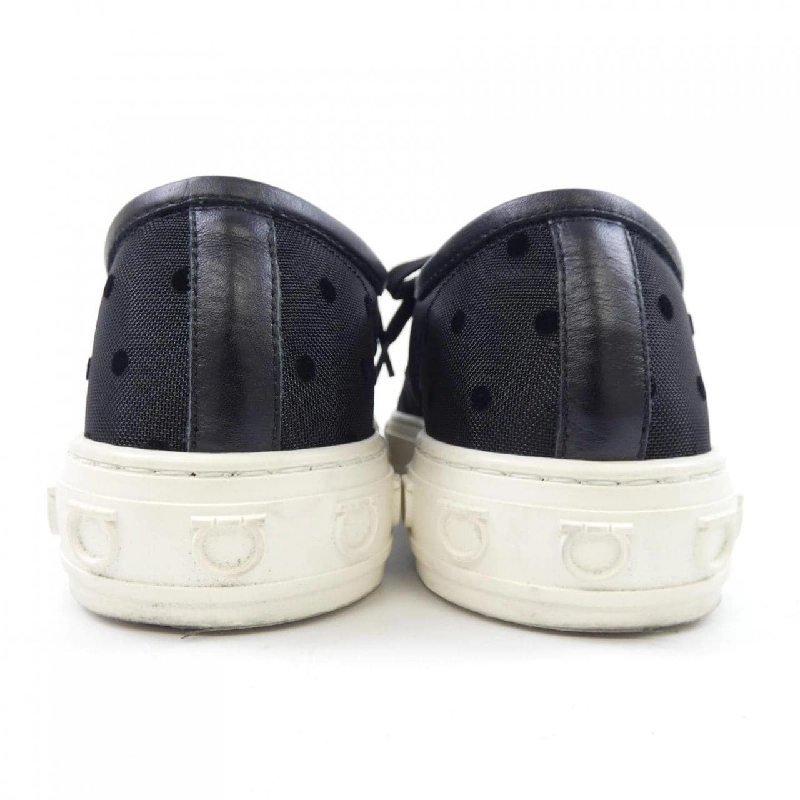 Giày sneaker SALVATORE FERRAGAMO - Hàng hiệu Authentic 829479