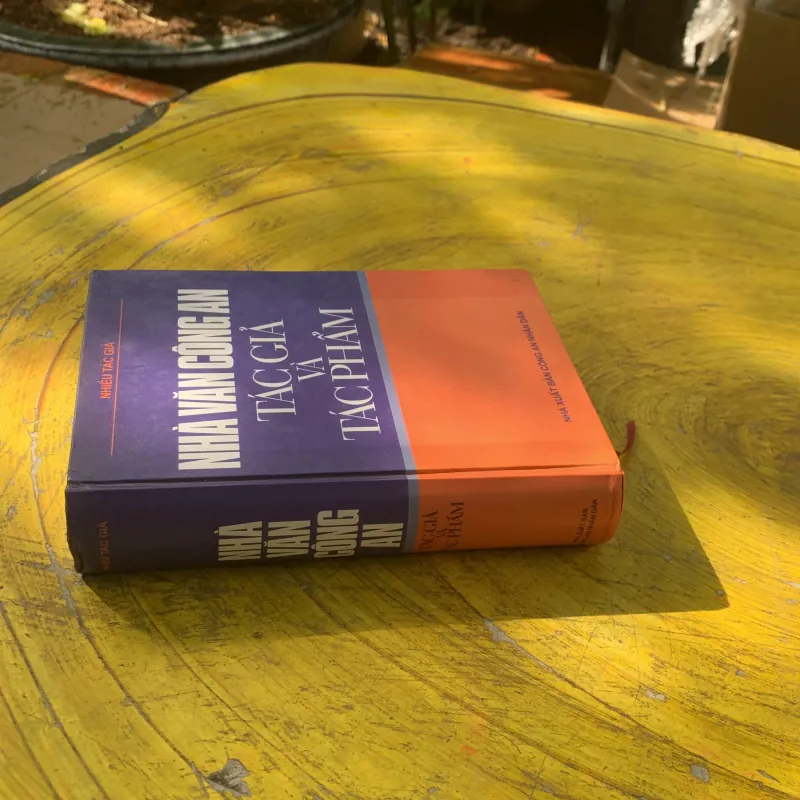 NHÀ VĂN CÔNG AN TÁC GIẢ VÀ TÁC PHẨM-nhiều tác giả tuyển chọn  780446