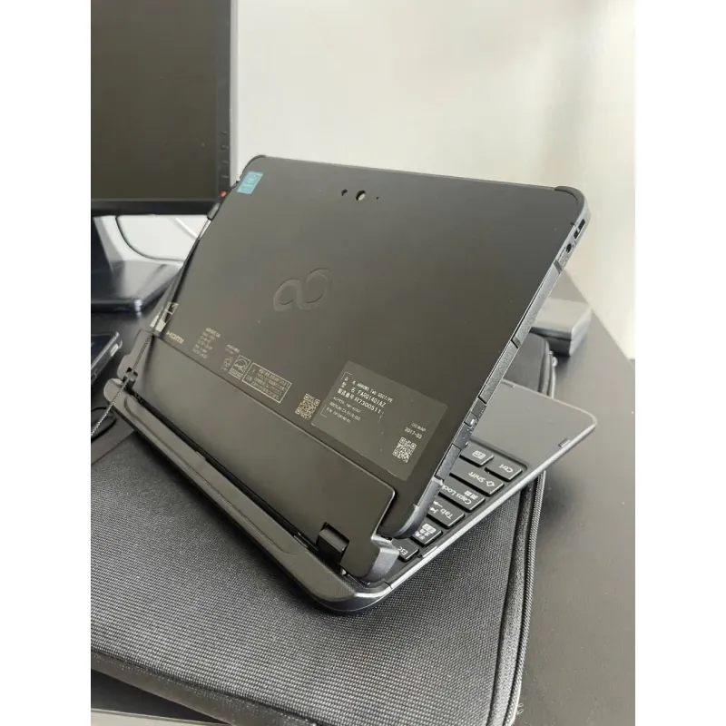 Máy tính bảng 2 trong 1 Fujitsu Arrows Q507 cũ 790450