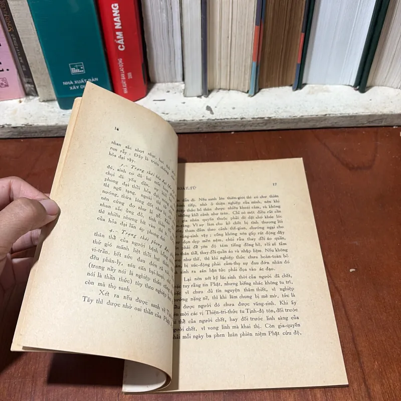 II Sách Phật Giáo: Liễu Sinh Thoát Tử (Hay Cứu Độ Trung Ấm Thân) - Thích Quang Phú - 1961 776723