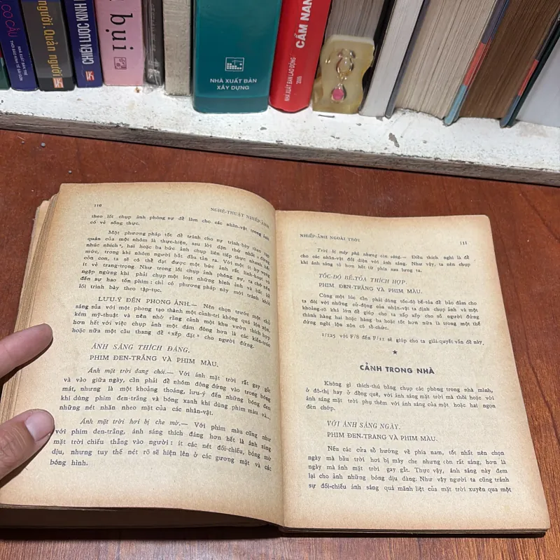 [Sách Trước 75, Mất Bìa, Thiếu Trang] - Nhiếp Ảnh: Nghệ Thuật Nhiếp Ảnh - Nguyễn Ngọc Quan 796361