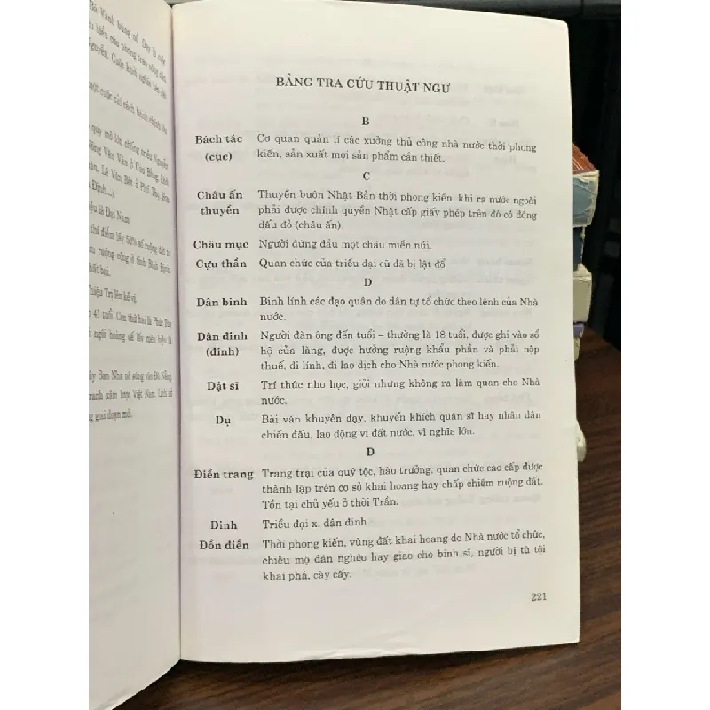 Giáo trình Lịch sử Việt Nam (Tập III) – Nguyễn Cảnh Minh (chủ biên) 589443