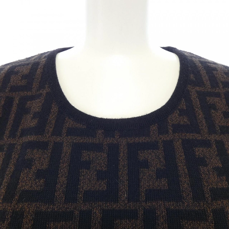 【Cổ điển】FENDI FENDI len 631804