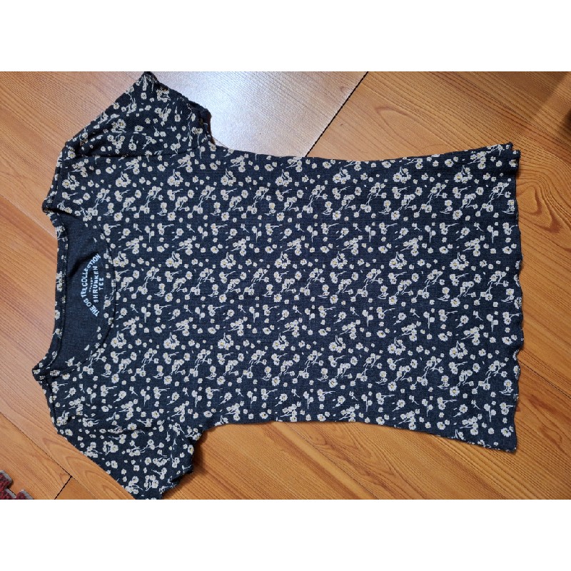 Áo cotton chất đẹp sz xs 23568