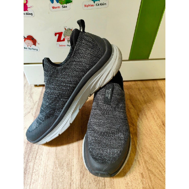 Giày Sketcher size 44 23404