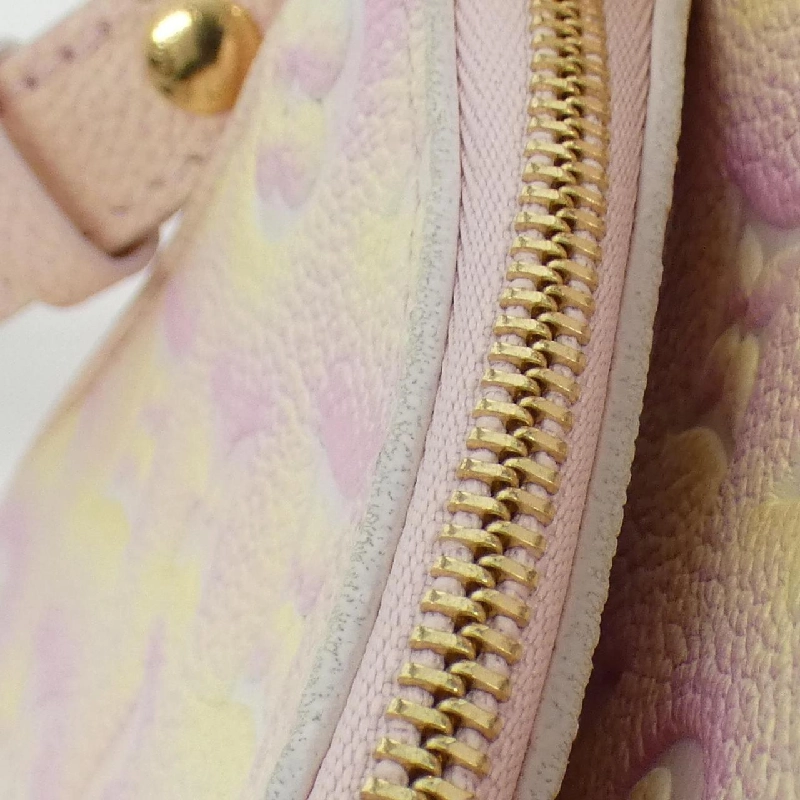 Túi xách vai Louis Vuitton Monogram Empreinte (Summer Stardust) Multi Pochette Accessoires M46093 611534