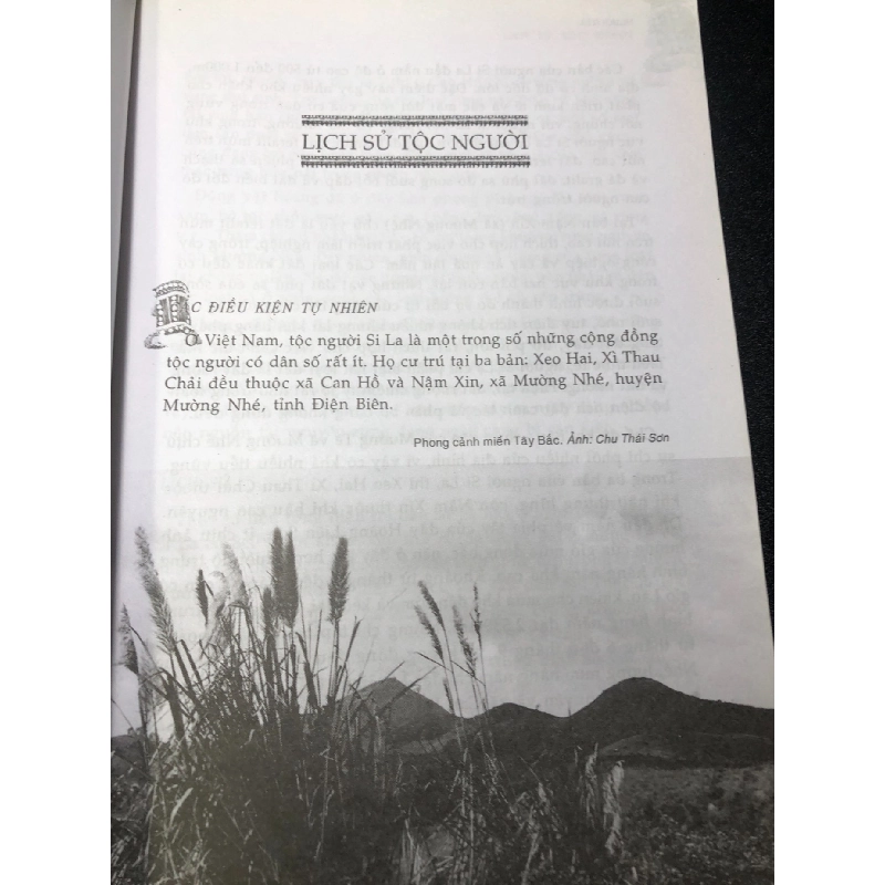 Người Si La năm 2005 mới 70% ố bẩn bìa HCM1611 912494