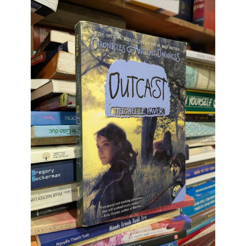 Outcast - Michelle Paver 782877