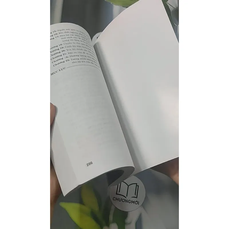 Sổ tay hướng dẫn cách tìm việc những năm 90 - Nhân Văn 688433