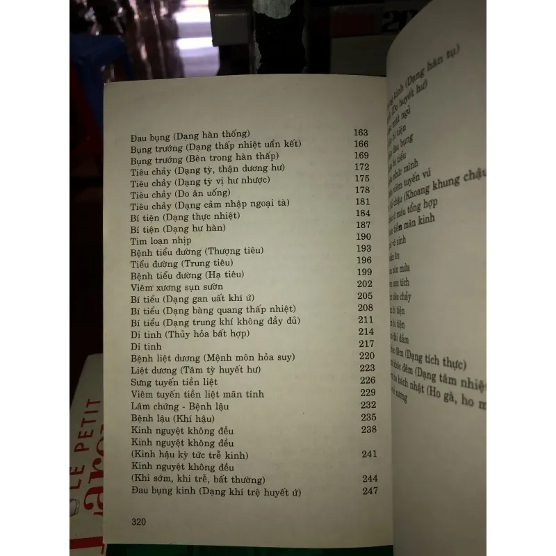 99 chiêu thức xoa bóp bảo vệ sức khỏe - Các chứng bệnh ở ngực-bụng  784647