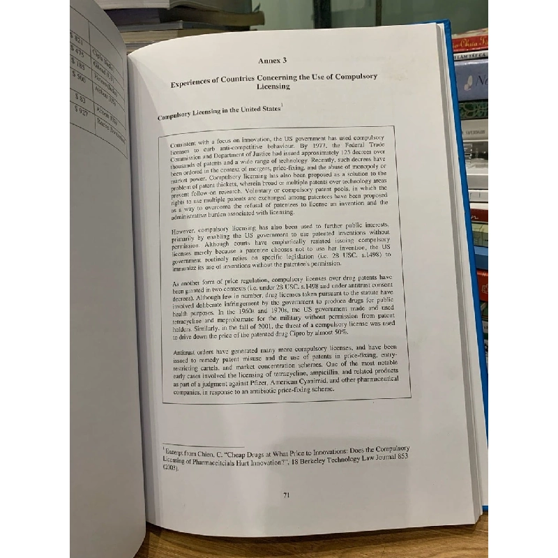 Thuốc kháng virut HIV , chăng cho người có HIV/AIDS ở Việt Nam những vấn đề pháp lý và thương mại 728002