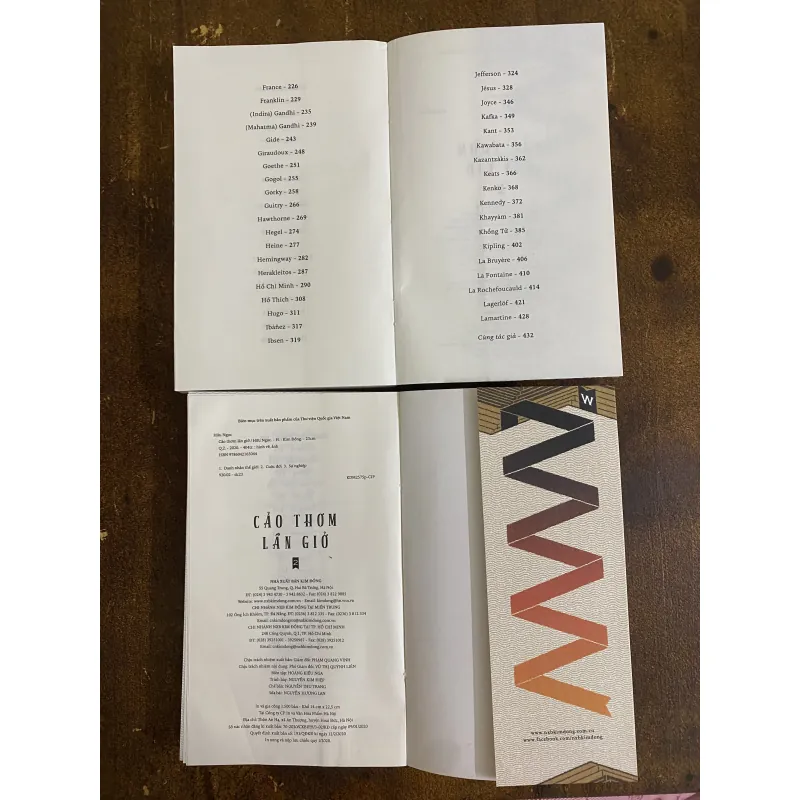 Cảo Thơm Lần Giở gồm hai quyển của nhà văn hóa Hữu Ngọc 1025451