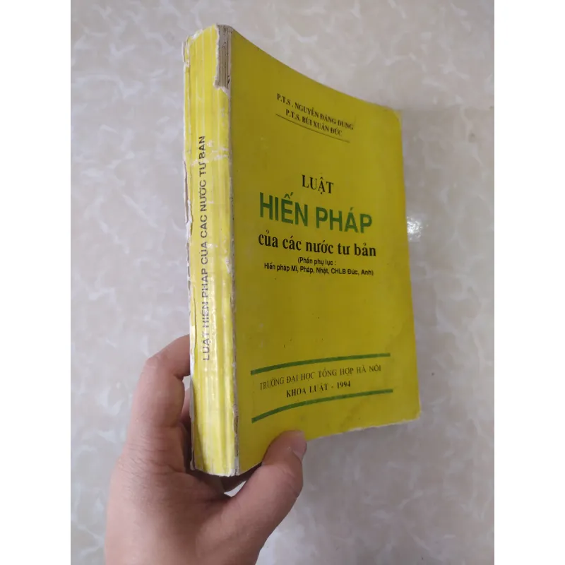 Sách: Luật Hiến Pháp của các nước Tư Bản - Tác giả: PTS Nguyễn Đăng Dung 714296