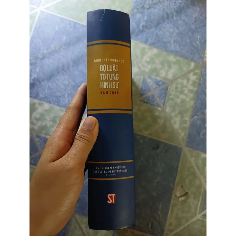Bình luận khoa học - Bộ luật tố tụng hình sự năm 2015 - Nguyễn Ngọc Anh & Phan Trung Hoài 932611