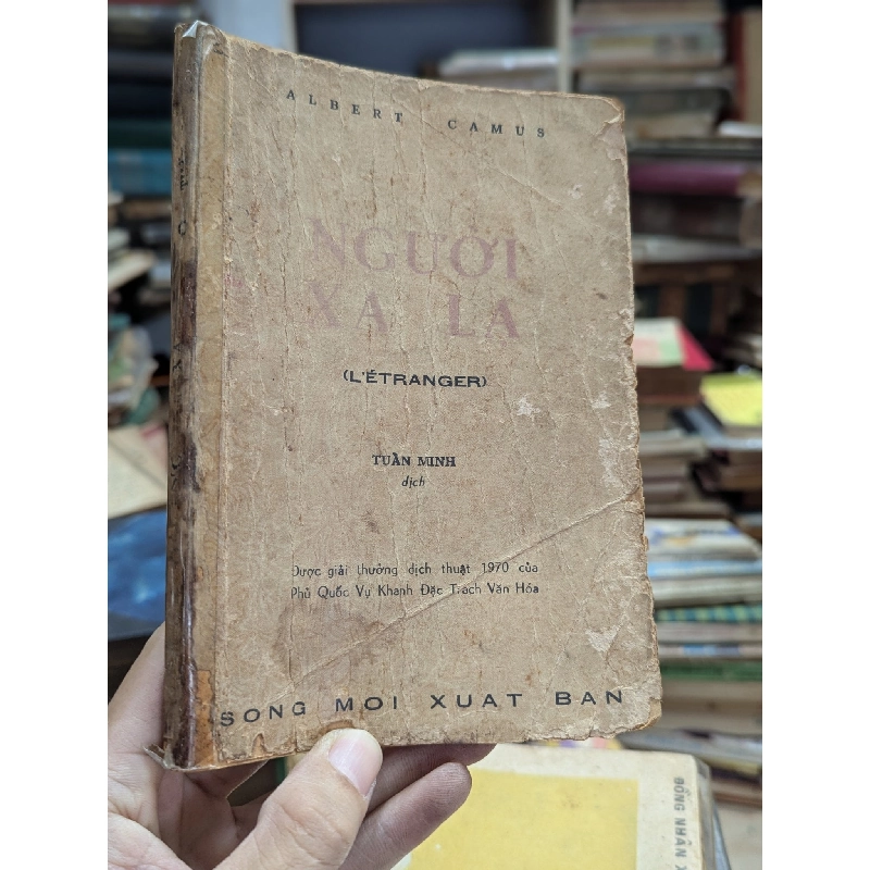 người xa lạ - Albert Camus 128902
