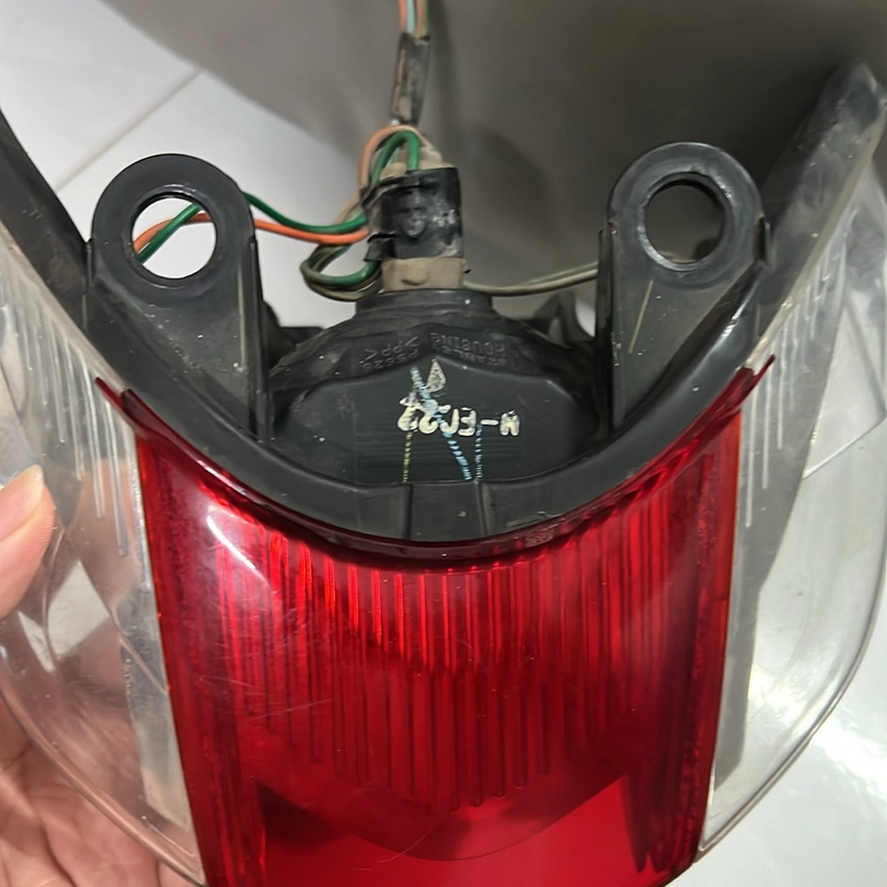 Đuôi đèn fu2 chính hãng 501700