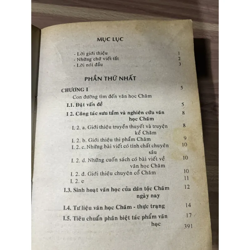 Văn học Chăm - INRASARA  748017