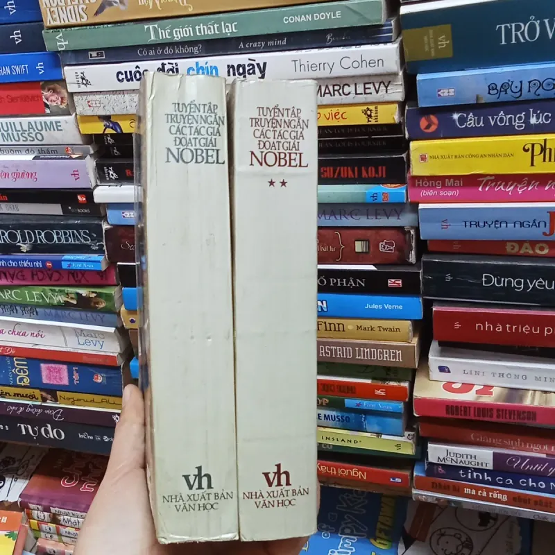 Tuyển tập truyện ngắn các tác giả đoạt giải Nobel 2 tập 795869