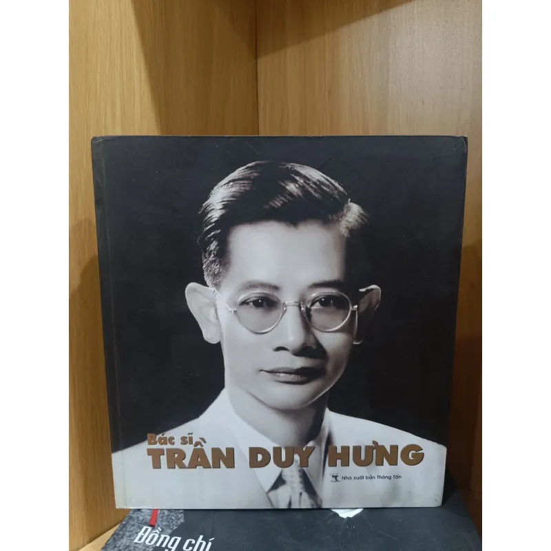 Bác sĩ Trần Duy Hưng sách ảnh 1042966