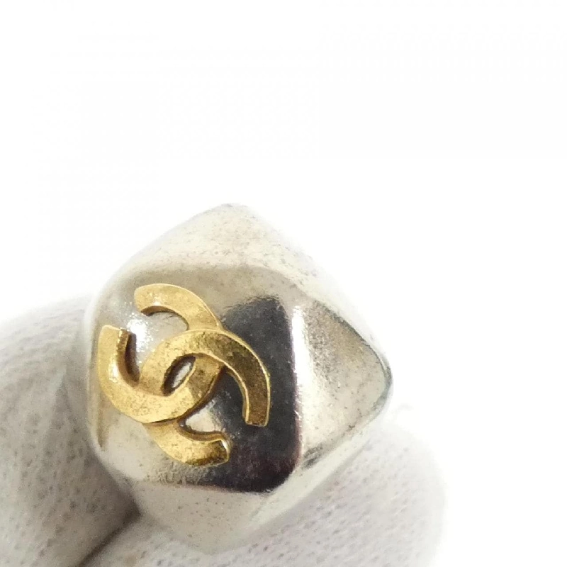 【Cổ điển】Bông tai Chanel 625217