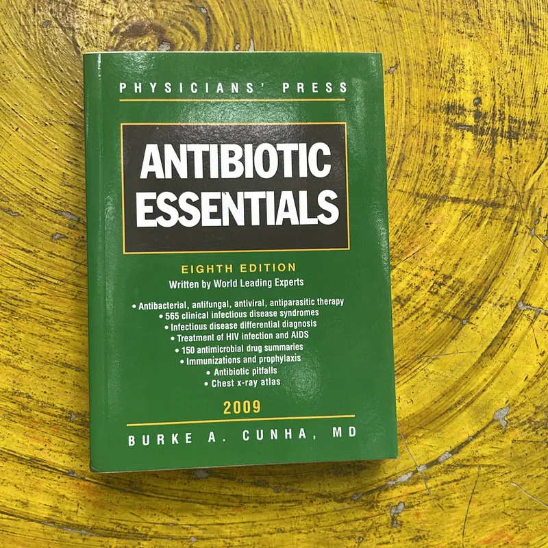 ANTIBIOTIC ESSENTIALS - WRITTEN BY WORLD LEADING EXPERTS 600488