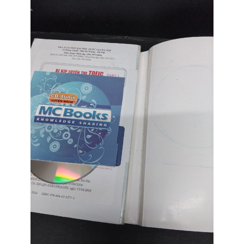 Bí kip luyện thi toeic part 1 chuyên đề luyện nghe mới 90% bẩn HCM2606 Kim Mạnh Tuấn HỌC NGOẠI NGỮ 916146
