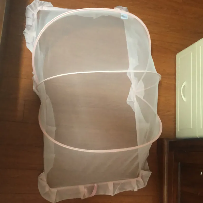 Mùng chống muỗi cho bé sơ sinh màu hồng khá dễ thương còn mới !!! 753315